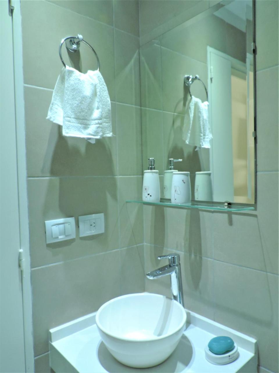 Monoambiente Cerca De Todo Recoleta Appartement Buenos Aires Buitenkant foto